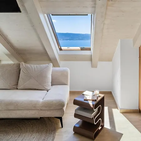 Malena: A Charming Stone House With Sea Views